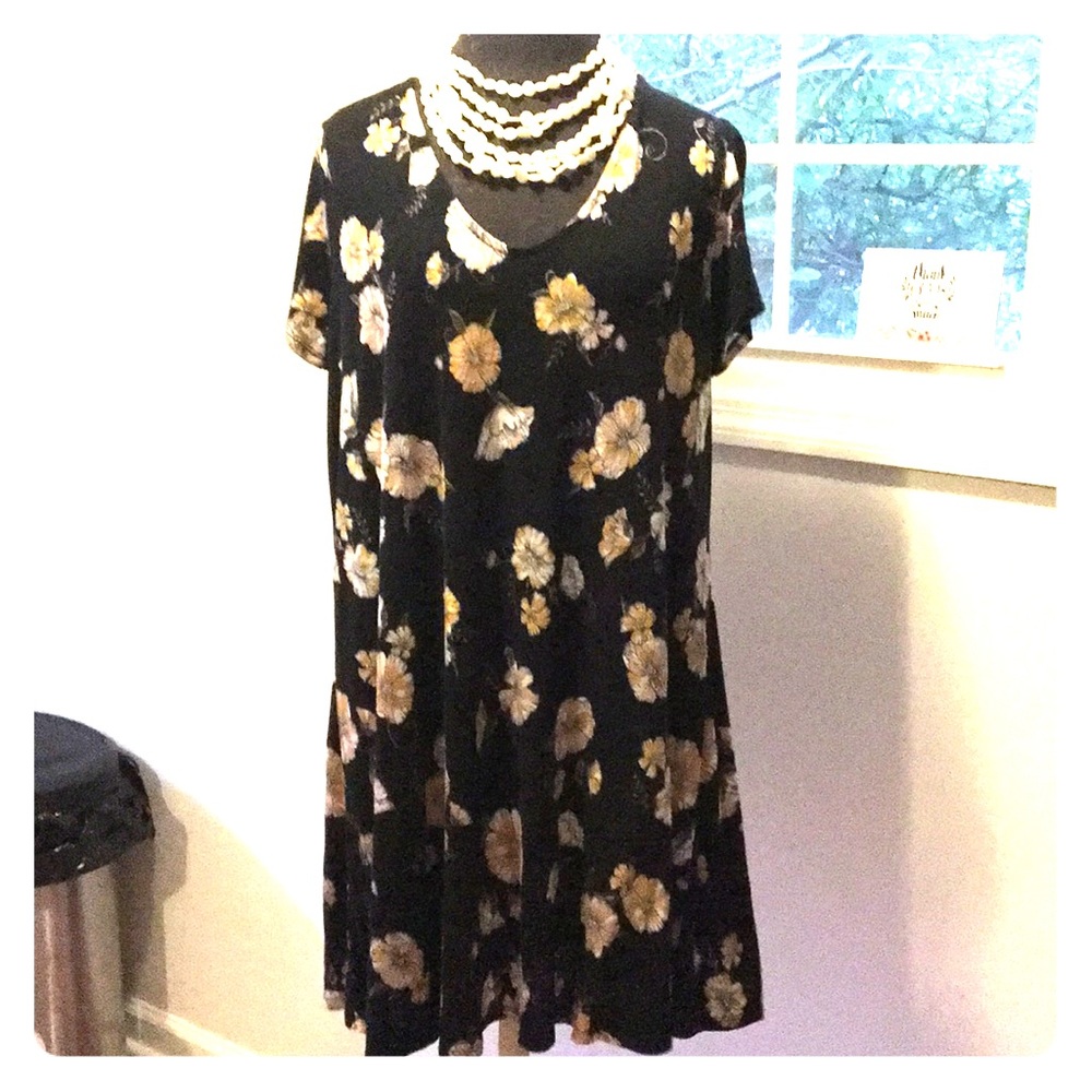 Shortsleeved Dress Sz L